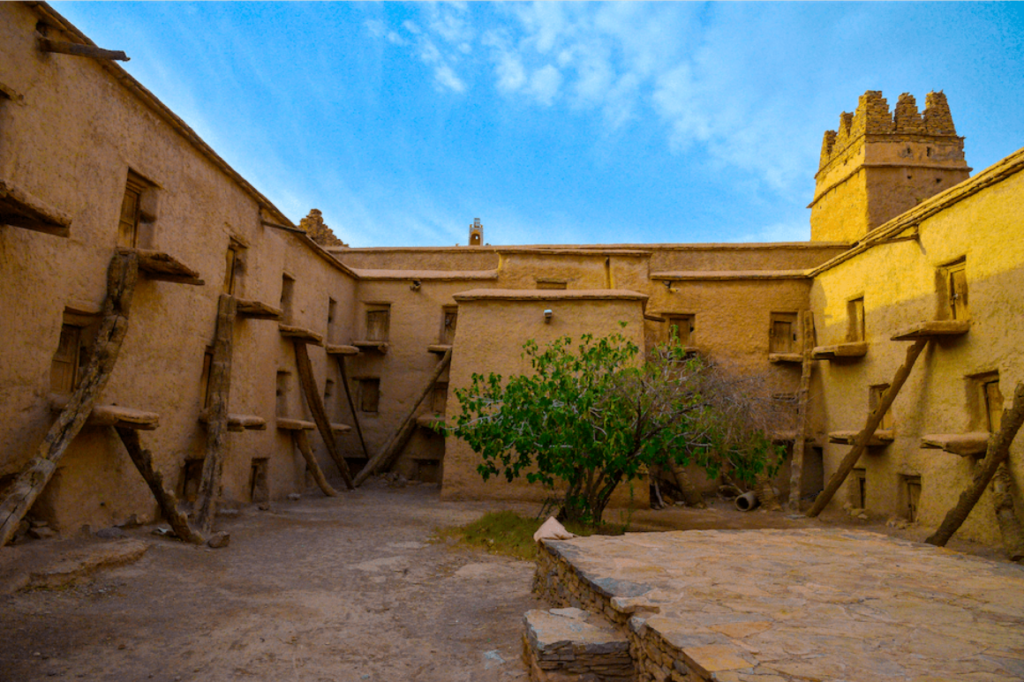 Charming view of the historic Kasbah d’Ait Kine in Morocco